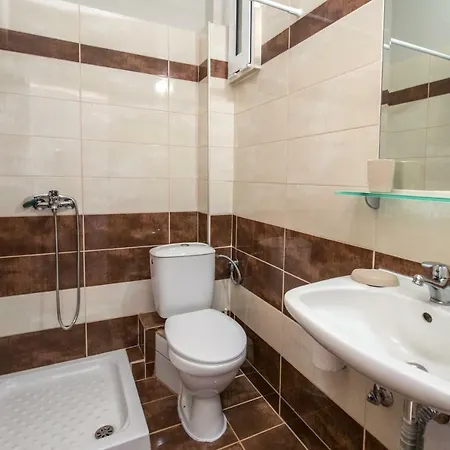 Apartment Evis *